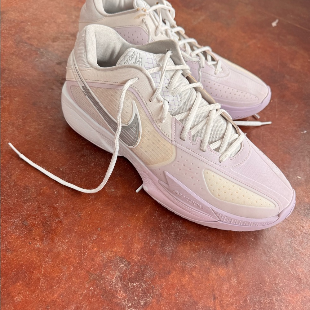 Nike Men’s Basketball - GT Cut Cross Size 12